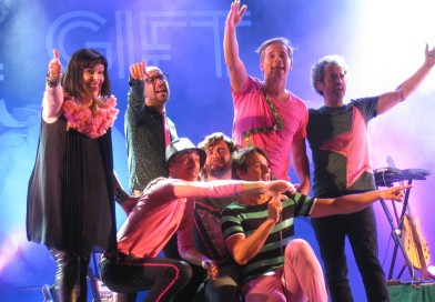 Ana Bacalhau, The Gift e Buba Espinho atuam no Algarve Ana Bacalhau, The Gift e Buba Espinho atuam no Algarve