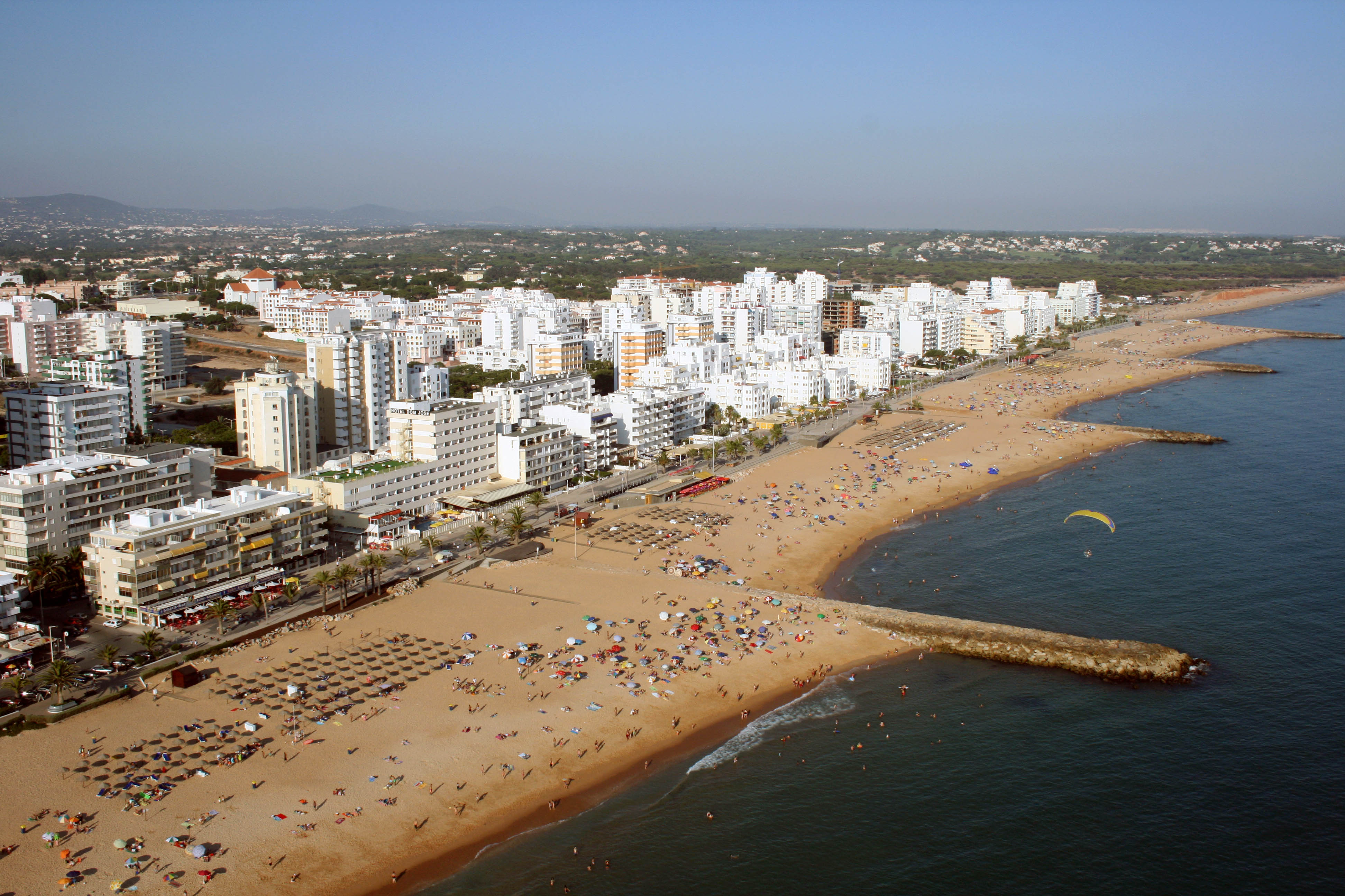 Quarteira inaugura Edifício Sociocultural Algarve Marafado