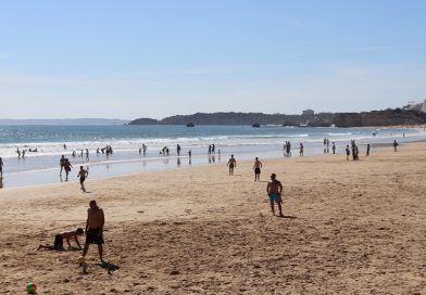 Calor aperta. O tempo e a temperatura da água do mar no Algarve esta quinta-feira (3 de setembro)