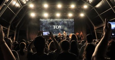 Toy, José Malhoa e Iran Costa em Festa do Caracol algarvia