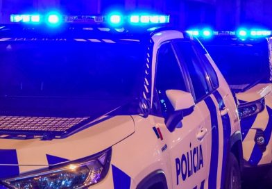 Portimão: PSP apreende pistola municiada e detém um homem durante a madrugada