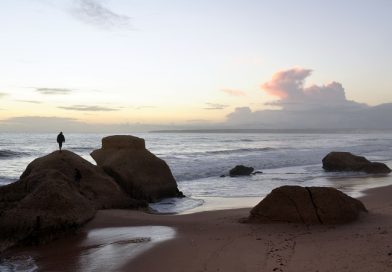 Luas cheias de música e arte na Praia da Galé Luas cheias de música e arte na Praia da Galé