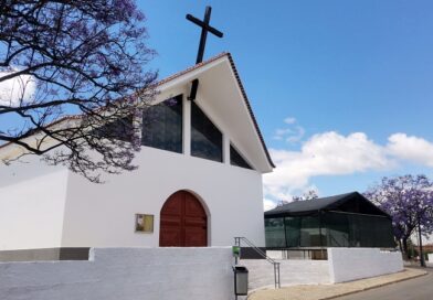 Construção de igreja que celebra 40 anos começou com 100 voluntários e muito cimento