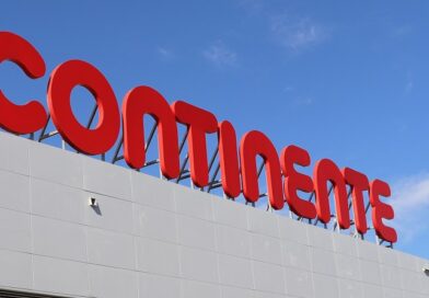 Há uma nova loja a caminho de centro comercial de Portimão Há uma nova loja a caminho de centro comercial de Portimão