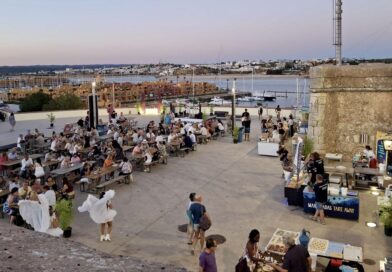 Portimão Wine Tasting: música, vinho e petiscos com vista para o rio e a Praia da Rocha