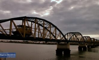ponte_ferroviária_portimão_foto_do_dia_jce