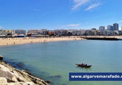 Esta é uma das principais praias do Algarve e vai sofrer alterações nos molhes de proteção