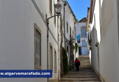 Foto do dia: a terra escondida que virou cidade imperdível do Algarve