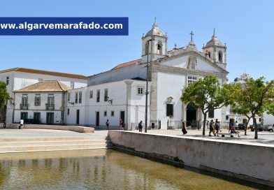 Lagos – A quem pertence a parte superior da sacristia da Igreja de Santa Maria?!…