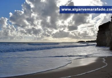 Aguaceiros e mar até 25ºC: O tempo no Algarve (domingo, 12 de julho)