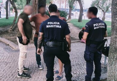 Operação conjunta fiscaliza dezenas de pessoas em Portimão
