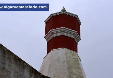 Foto do dia: esta terra algarvia tem chaminés originais… com saias