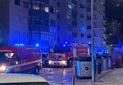 Susto em Portimão: fumo em prédio mobiliza bombeiros