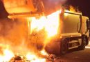 Camião de recolha de lixo destruído pelas chamas. Vai ser assim o dia no Algarve (segunda-feira, 19 de outubro)