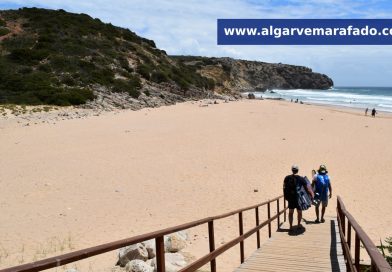Foto do dia: esta praia algarvia onde reina o sossego já foi palco de uma feroz batalha